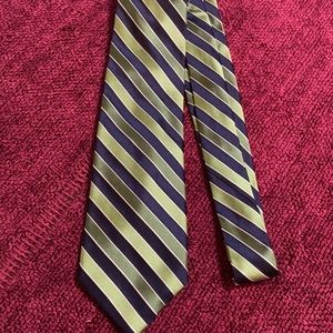 Like new U.S. Polo Assn. 100% silk tie